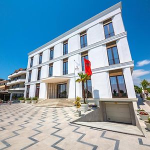 Fiore Hotel